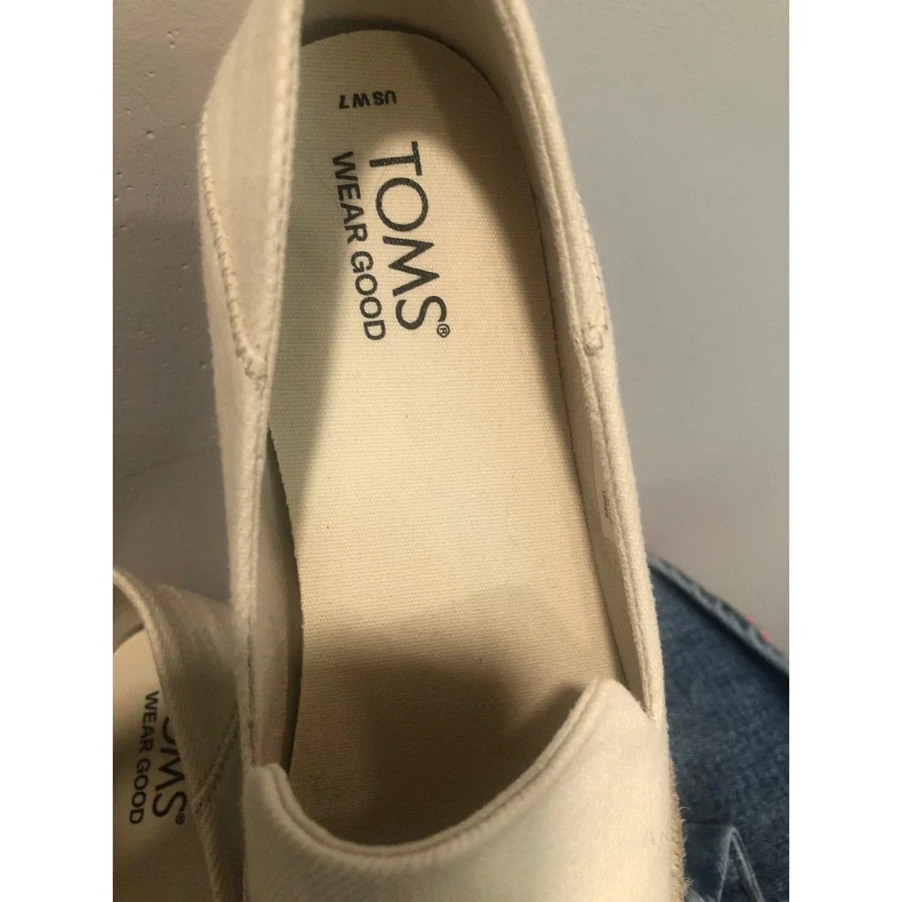 TOMS Rope Espadrille Cream Canvas Slip On Flats Comfort Sz 7 NEW